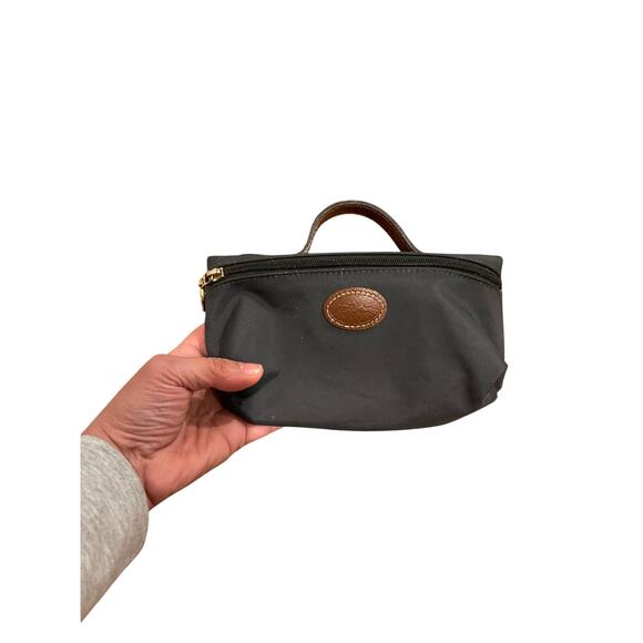 Longchamp Le Pliage Pouch with handle in black nylon and brown leather trim - Picture 3 of 6
